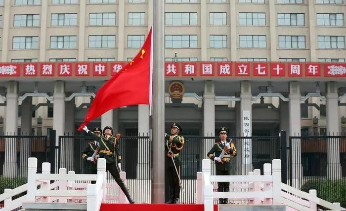 今天的新城广场，超燃