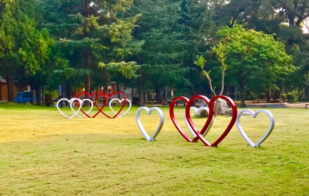 国庆假期好去处!艾山景区推出了旅游大餐!绝对不止是风景美……