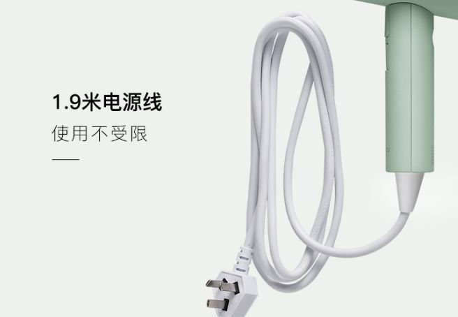 干湿两用挂烫机随身携带方便,便捷式干湿挂烫机