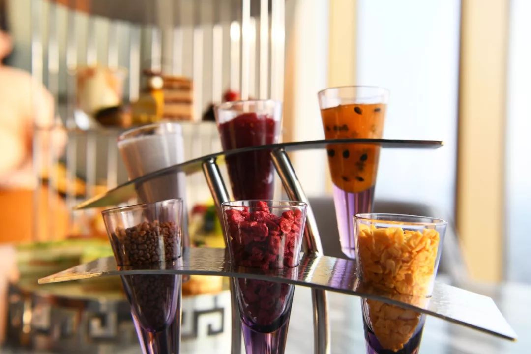 应天大街888号金鹰世界,建邺区应天大街888号