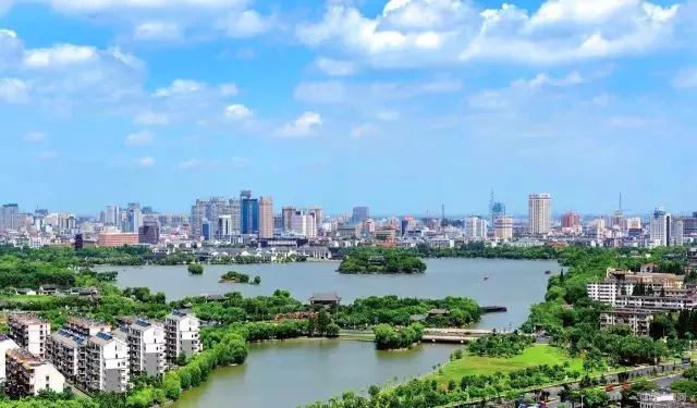 盛世如愿缅怀先烈|来浙里办文旅专区寻一条红色旅游线路，出发！