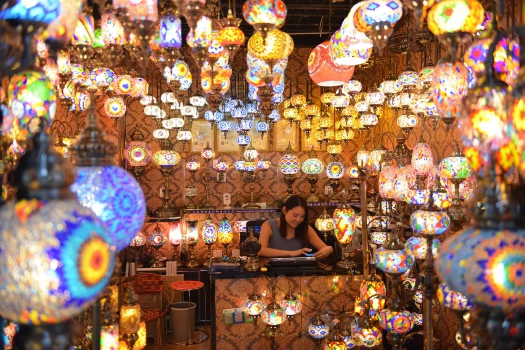 向义乌小商品市场出发,世界的小商品市场中国义乌