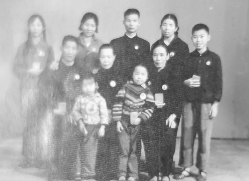 壮丽70年·致敬新时代|湘女毛灿奇：一心想参军，成为“假小子”