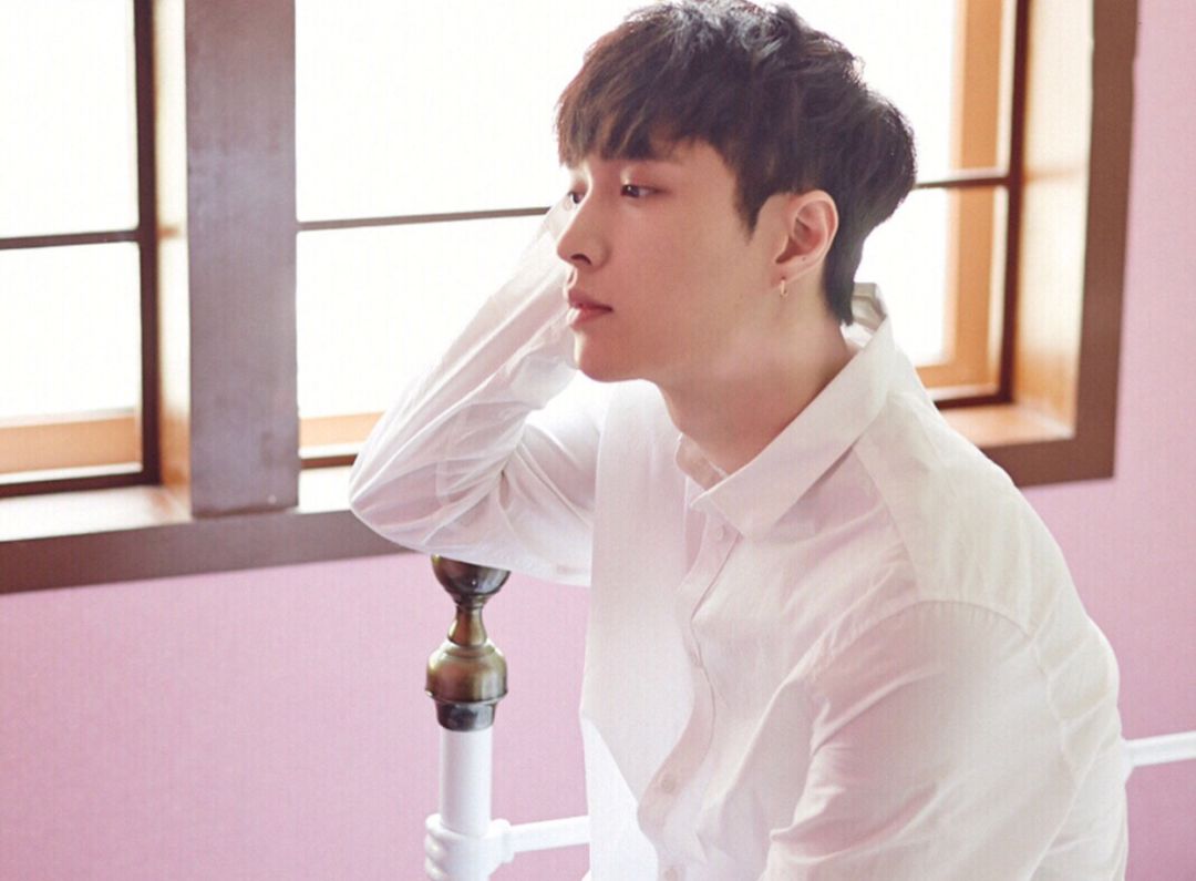 懒癌患者的福音！不怕脏，不会皱的黑科技衬衫，简约又时尚