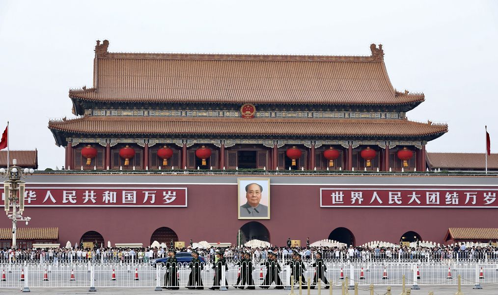 新国徽亮相*安门天**城楼,使用期至少可达50年