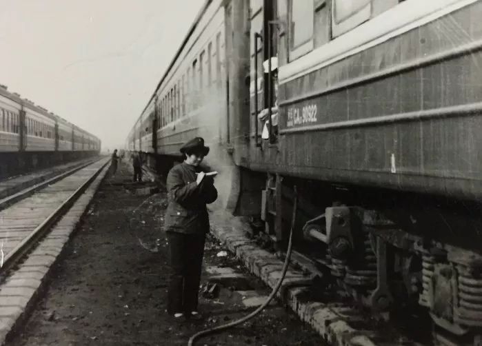 西安老火车站改造前后对比,西安火车站十年变化图