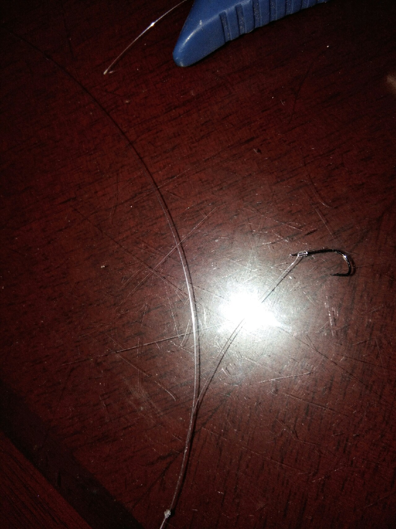 冬天串钩钓鲫鱼用什么钩型好,冬季串钩钓鲫鱼温度多少适合