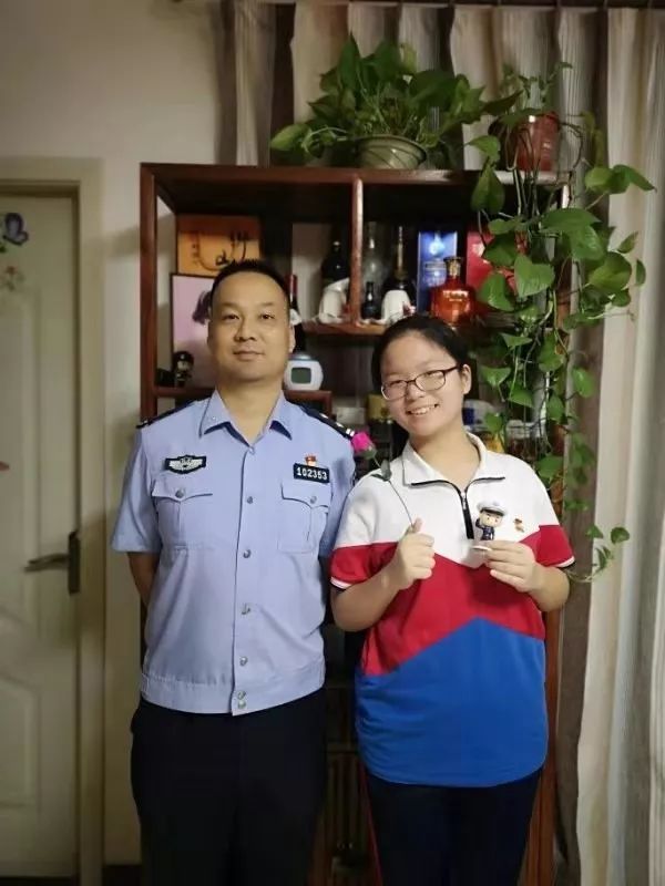 不一样的国庆献礼,福州警宝画出对祖国的爱