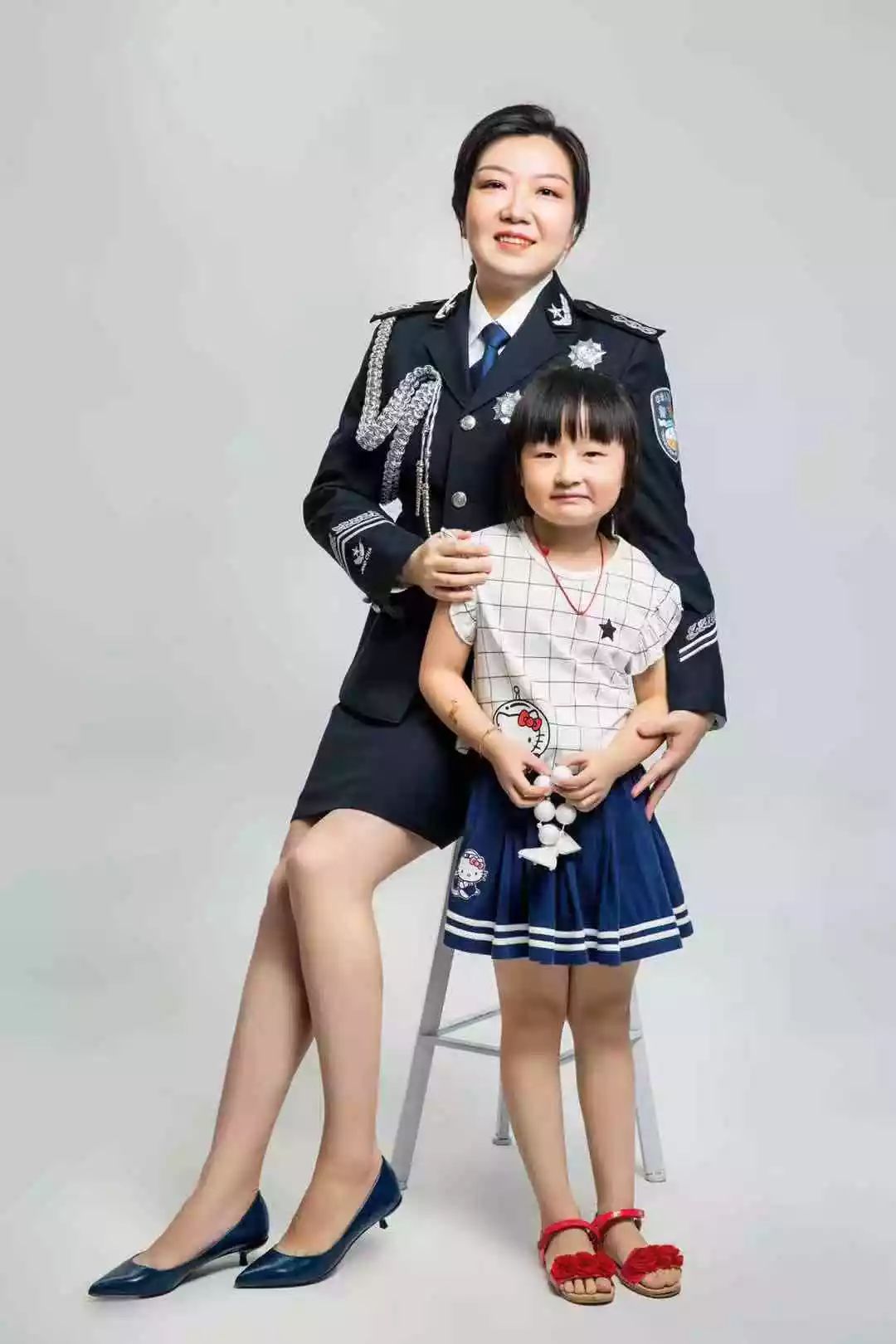 不一样的国庆献礼,福州警宝画出对祖国的爱