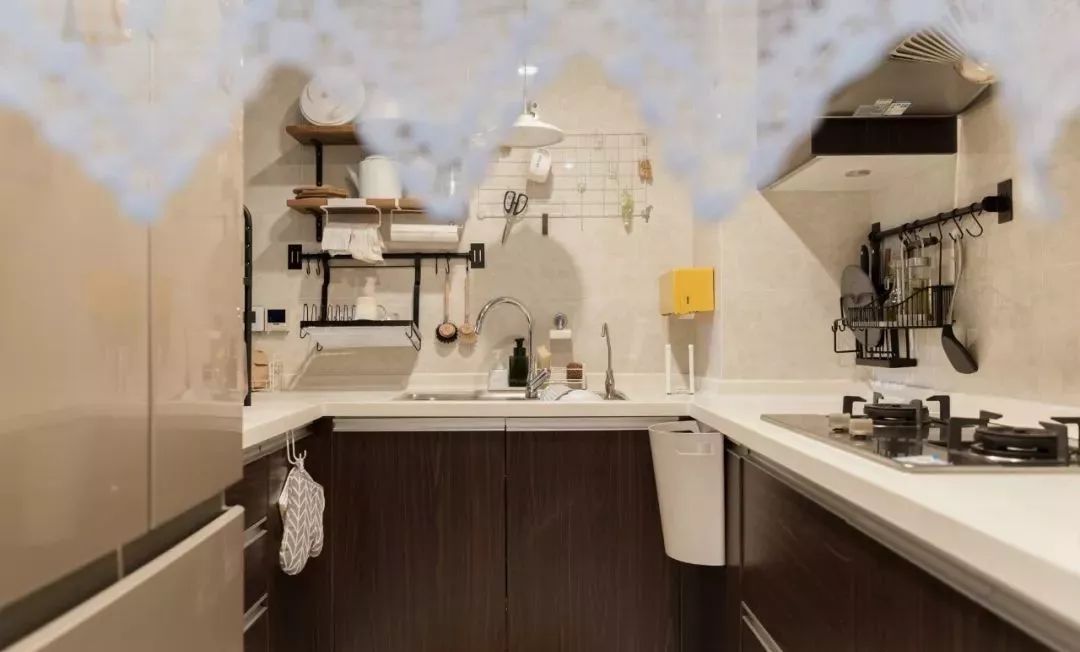 老气89㎡精装房变身杂志Vintage风！眼前一亮的32处细节，每个单品都想要