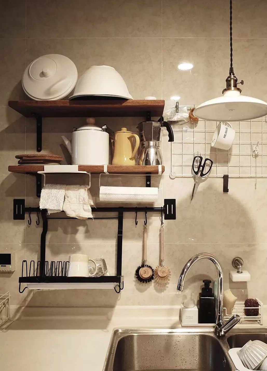 老气89㎡精装房变身杂志Vintage风！眼前一亮的32处细节，每个单品都想要