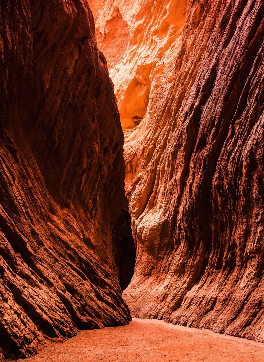 中国西北旅游景色,西北雄浑江南婉约
