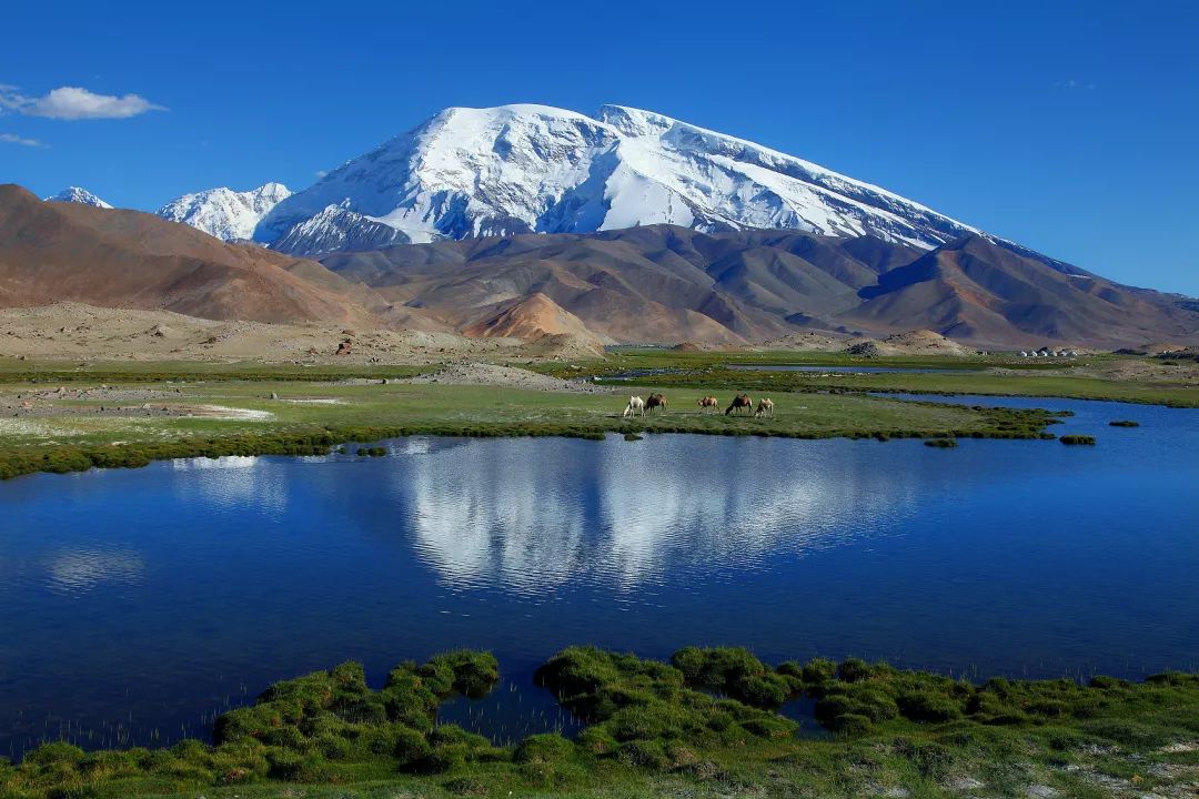 中国西北旅游景色,西北雄浑江南婉约