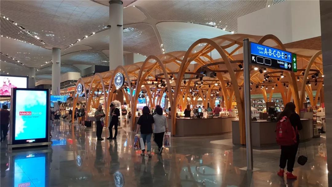 全球最美机场排行榜,全球十大机场排行榜