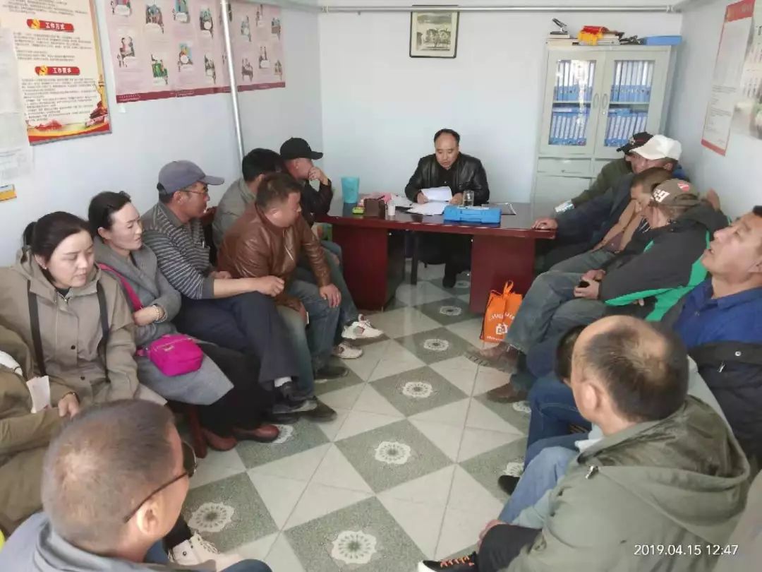 【典型人物专刊】用真情办实事用爱心暖民心——宝力根陶海苏木浩日庆敖包嘎查第一书记王俊