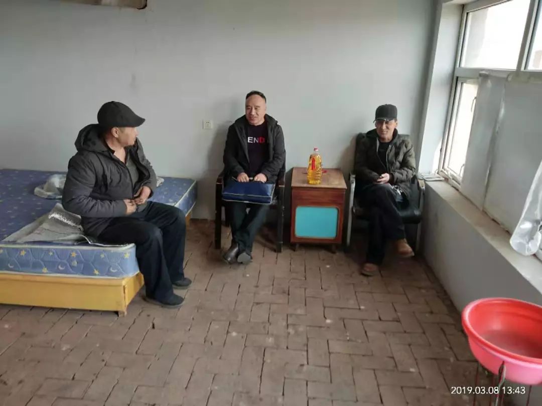 【典型人物专刊】用真情办实事用爱心暖民心——宝力根陶海苏木浩日庆敖包嘎查第一书记王俊