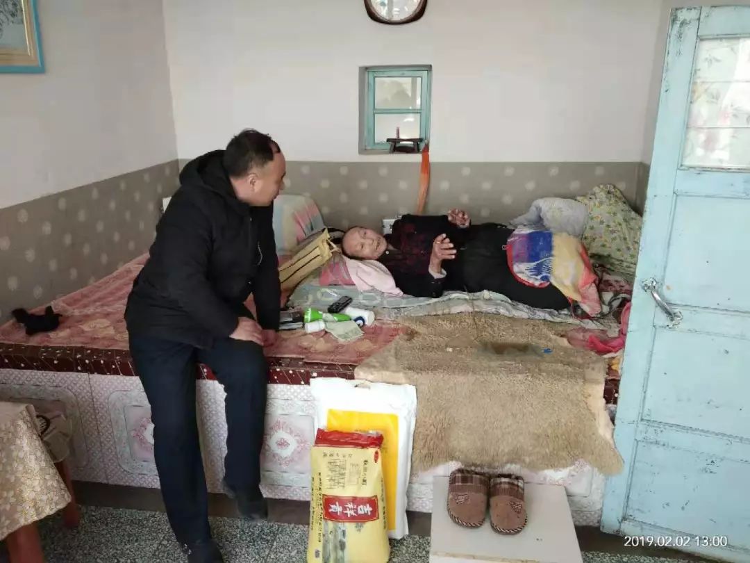 【典型人物专刊】用真情办实事用爱心暖民心——宝力根陶海苏木浩日庆敖包嘎查第一书记王俊