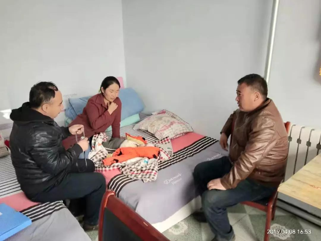 【典型人物专刊】用真情办实事用爱心暖民心——宝力根陶海苏木浩日庆敖包嘎查第一书记王俊