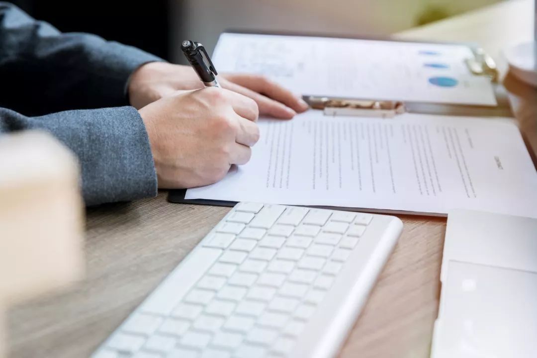 沪深300股指期权交易技巧,沪深300指数期权规则