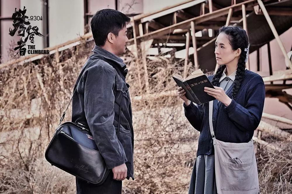 44小时电影票房破4亿,三部电影首日票房均成功破亿元