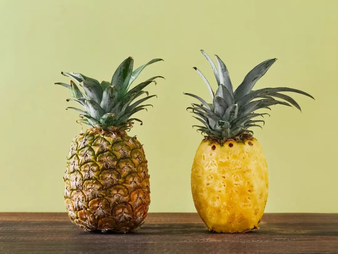 又香又甜的黄金凤梨,削了皮直接吃丨界界好物馆