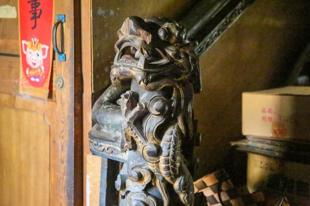 【探秘】长宁这条不起眼的小马路,竟藏有中国“烟卷大王”洋气的老宅……