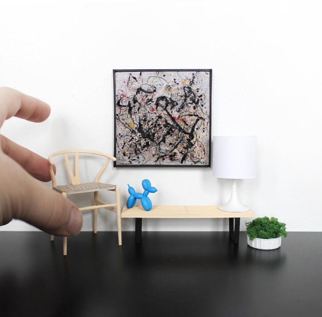 只能塞得下硬币的包、寿司大小的鞋……欢迎来到小人国