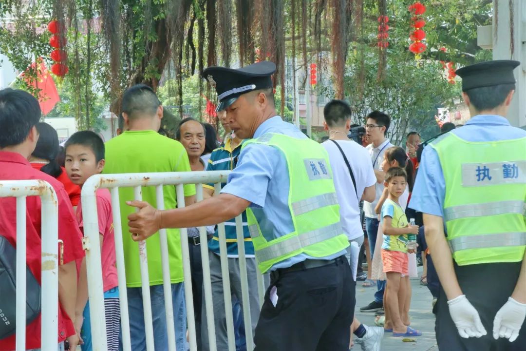 假日里，佛山的这些身影，最可爱！