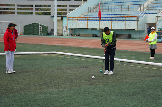 全国500余名银发健将挥杆西宁夕阳红闪耀门球嘉年华