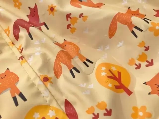 美炸了!这是我见过最美的雨具,没有之一,每个款我都想来一件