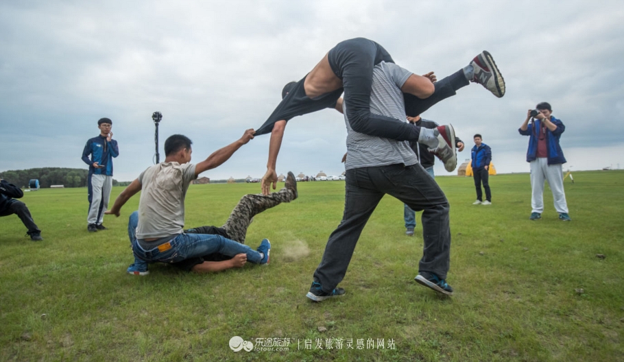 达斡尔小学曲棍球比赛,呼伦贝尔达斡尔曲棍球