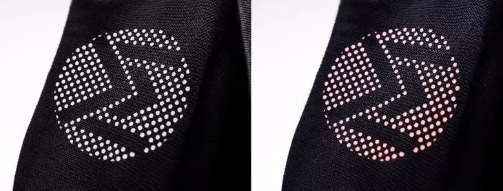 穿搭秋季百搭神裤,牛仔魔力裤穿搭