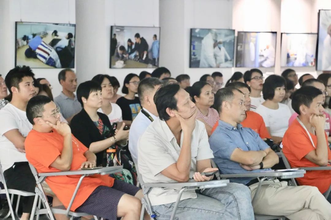 有声有色摄影展|24名摄影人，拍下了值得你遇见的南城