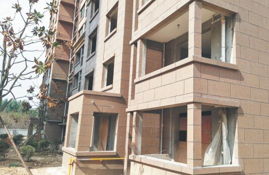 孩子二胎都有了买的婚房还没住上等了一年又一年冠博·兰亭苑何时能交房