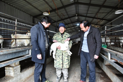 为了庄严的承诺第三集,坚守郑重承诺决战脱贫攻坚