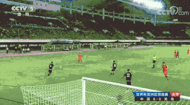 国足最让人感动的一场比赛,国足赢球全场高唱夜空中最亮的星