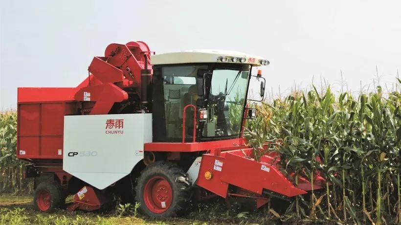 科乐收三行玉米收割机,科乐春雨玉米收割机工作视频