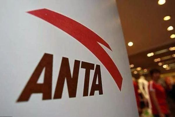 早报|开云不太可能与LVMH“抢”Tiffany；深圳破获3.2亿特大奢侈品*私走**案，以及海澜之家、雅戈尔、维格娜丝等财报