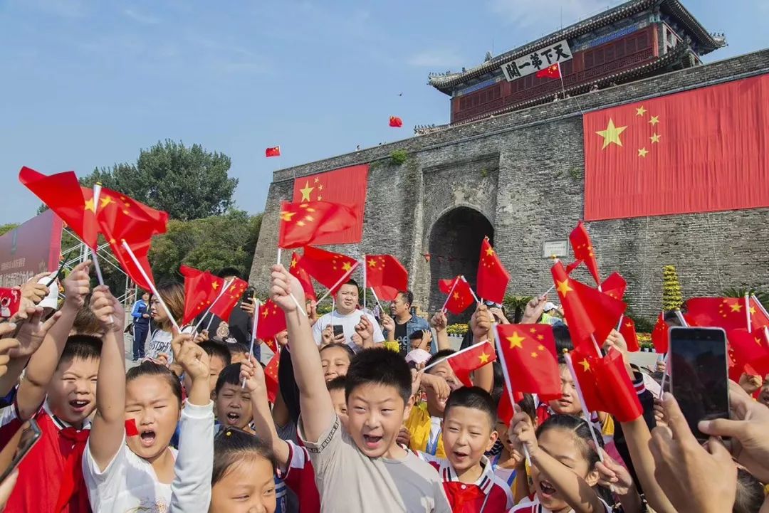 天下第一关山西雁门关,天下第一关山海关正面