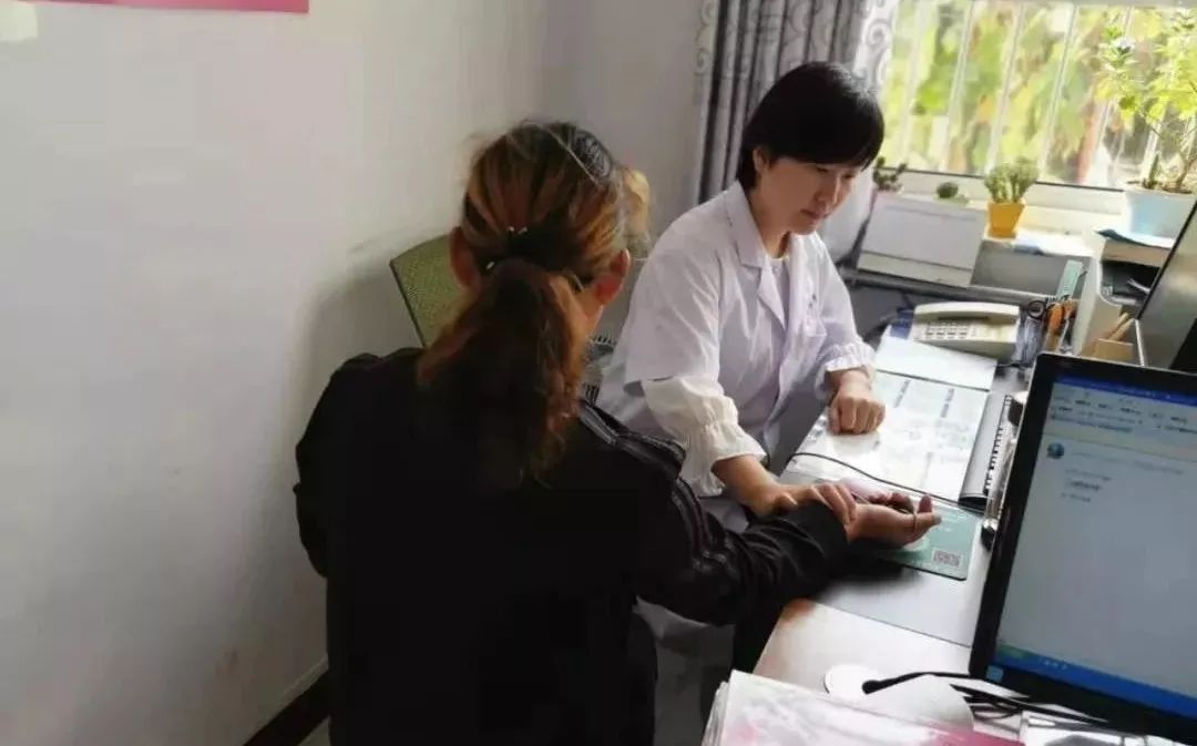 医护情结,硕士医生