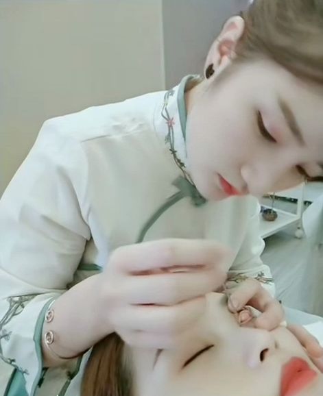 川渝采耳街头,川渝采耳