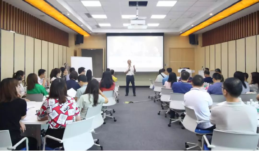 心教之,智启之,美化之!中智深圳、上海、青岛、大连培训咨询业务动态