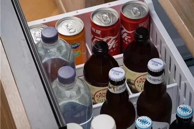 耗时3年的花间堂创始人新作,以船代步揭开杭城小众一面