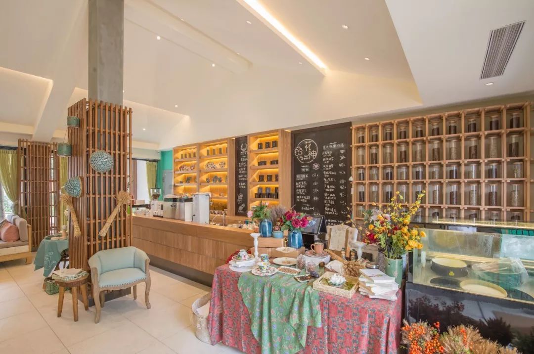 耗时3年的花间堂创始人新作,以船代步揭开杭城小众一面