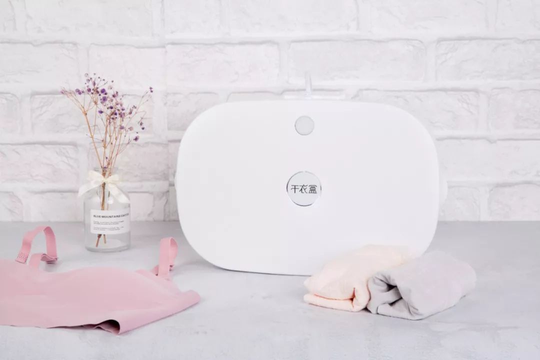 戴着又湿又冷的胸罩出门,简直是人生中最大的痛