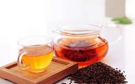 泡水只会用枸杞？用这些常见的食材泡水喝，身体越来越好！