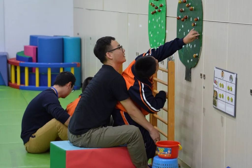 「速递」2019智障教育年会圆满结束，参会代表现场取经全国培智教育课程改革领头雁北京市朝阳区安华学校，反响热烈