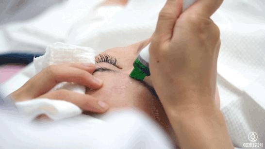 疯了!比1折还低!9店通用!火爆杭城的资深皮肤管理中心,唤醒秋日少女肌