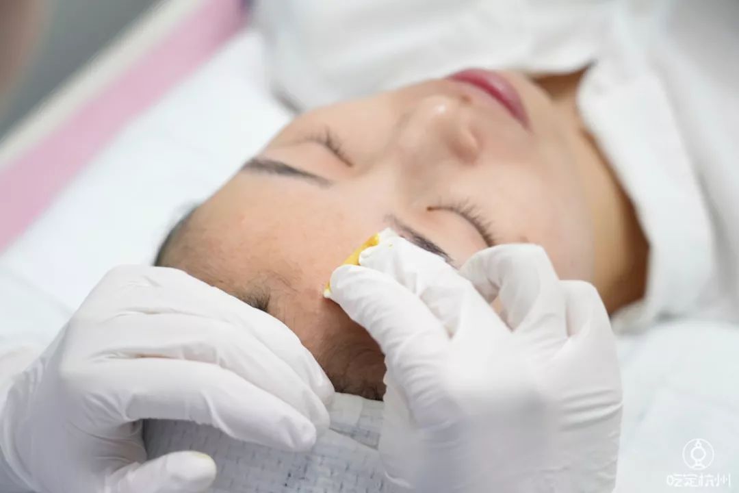 疯了!比1折还低!9店通用!火爆杭城的资深皮肤管理中心,唤醒秋日少女肌