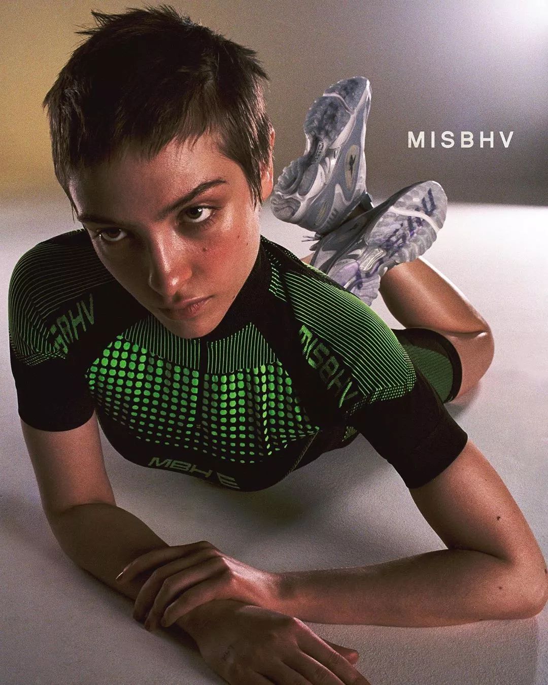 调教教室丨美艳女杀手和她的漂亮女友，这种电影谁不爱看？